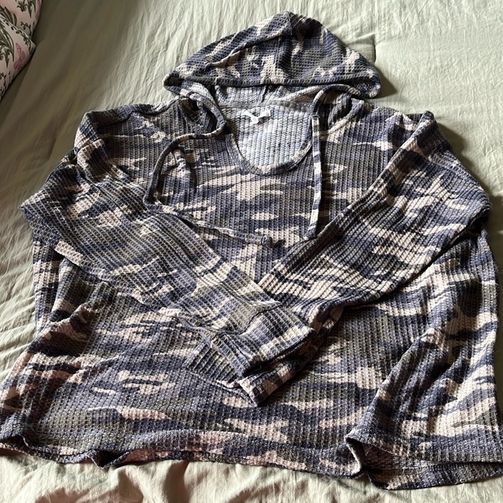Maurice’s size L waffle knit hoodie long sleeve
